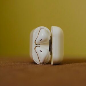 Qube Airpod i9 White