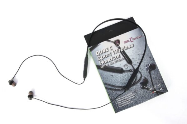 QUBE Cosmos O22008 Neckband bluetooth  Black
