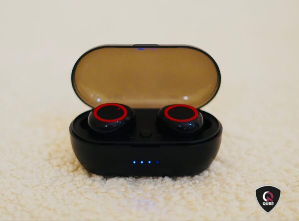 QUBE Cosmos Wireless Headset F22001 Red - Image 3